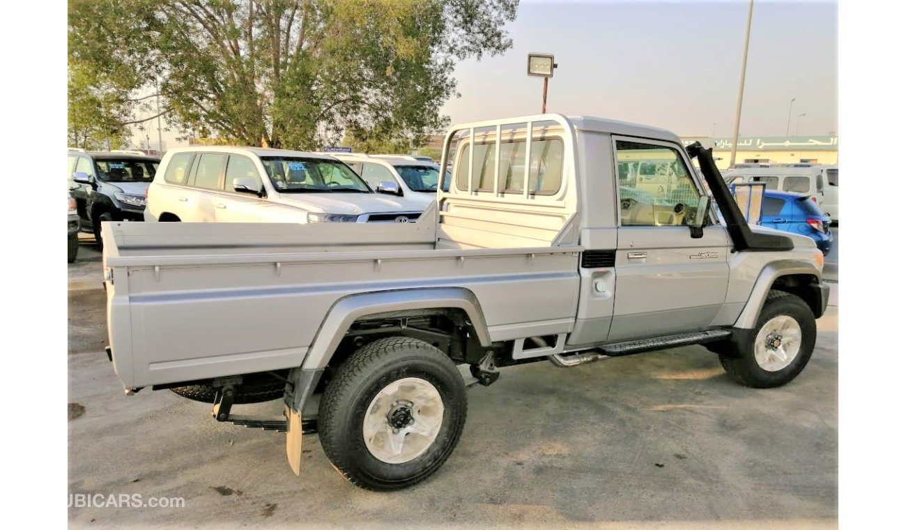 Toyota Land Cruiser Pick Up v6 diesel single cab