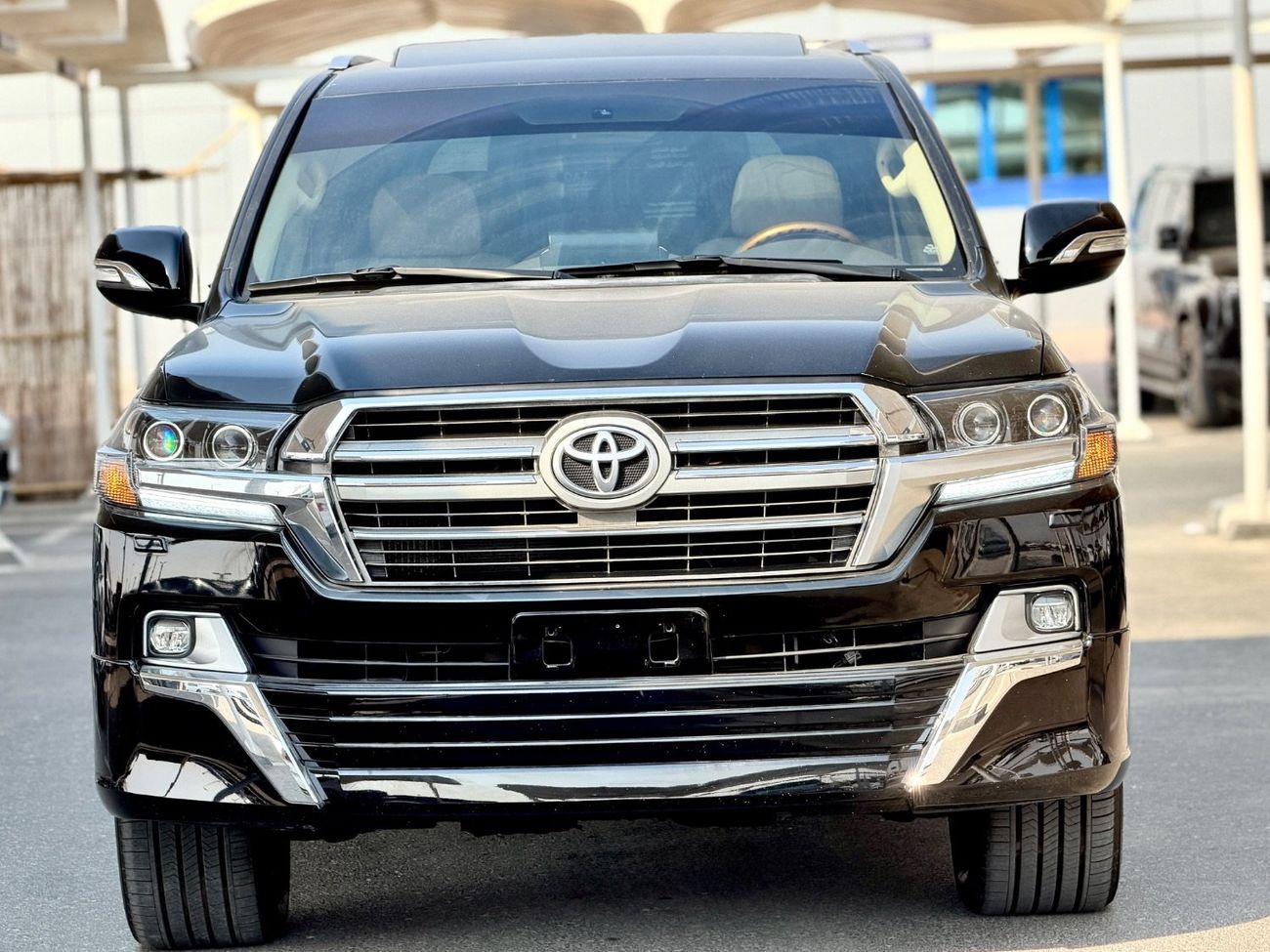 تويوتا لاند كروزر GXR لاندكروزر GXR 2019 V8 بمقود يسار كامل المواصفات