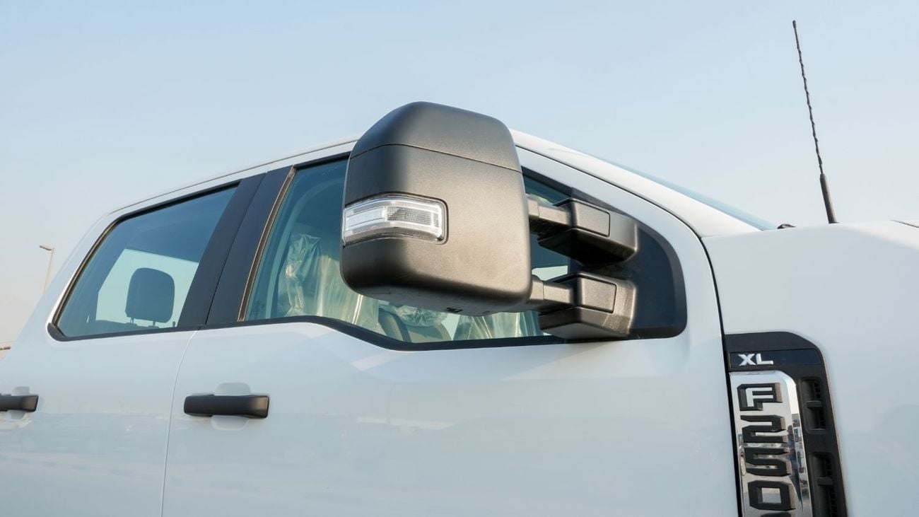 Ford F 250 Ford Super Duty DC F 250 petrol  AT  6.8L V8 2024 model