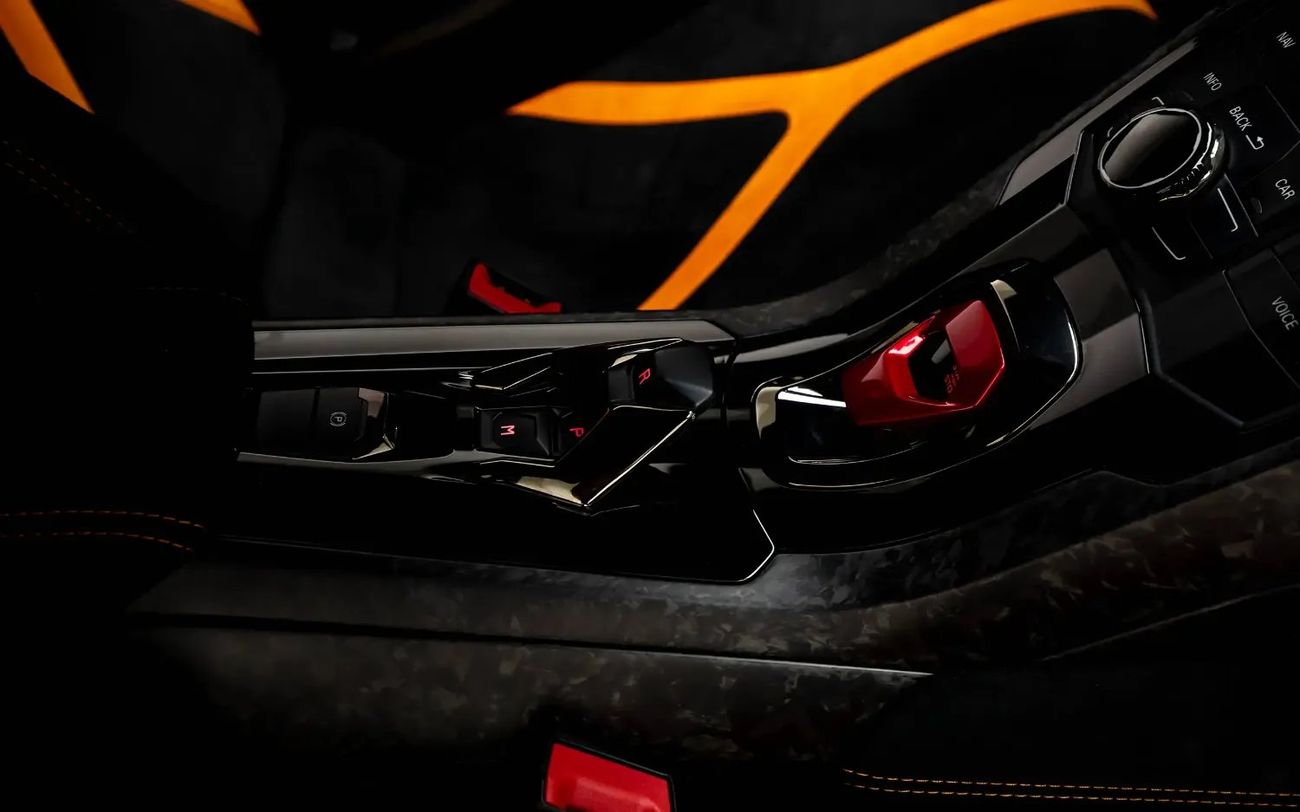 لامبورغيني هوراكان Performante - Japanese