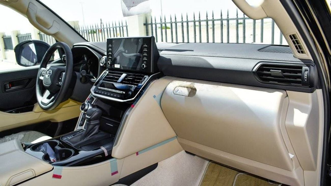 تويوتا لاند كروزر GXR 4.0L 2025
