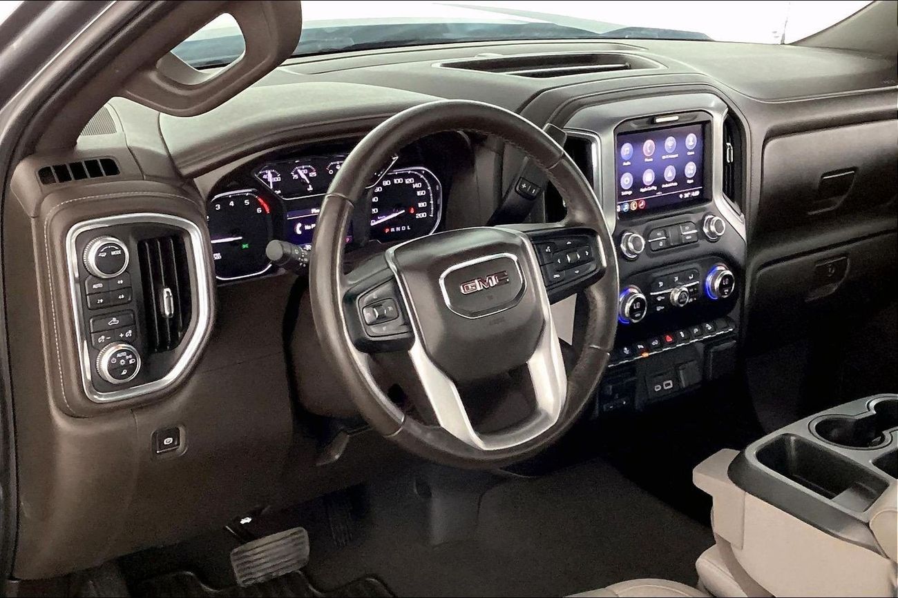 جي أم سي سييرا SLE | National Day Celebration | شامل الضمان | 0 ﺪﻔﻋﺓ ﺃﻮﻟﻯ