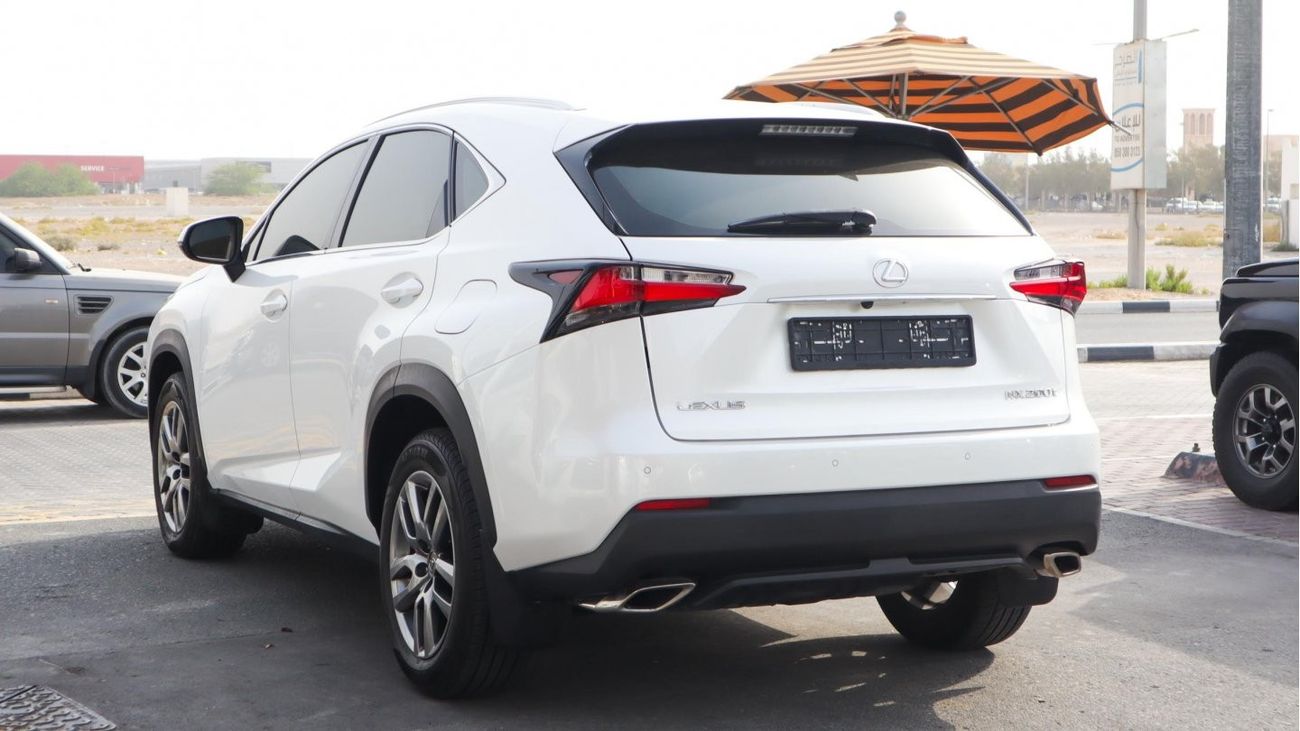 Lexus NX200t t