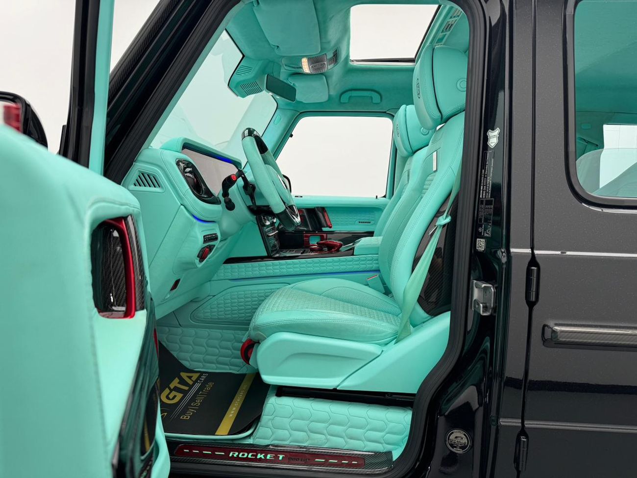 Mercedes-Benz G 63 AMG Std 4.0L 2019 Mercedes-Benz G63 AMG, G900 Brabus Kit, Mercedes Service History, Warranty, GCC