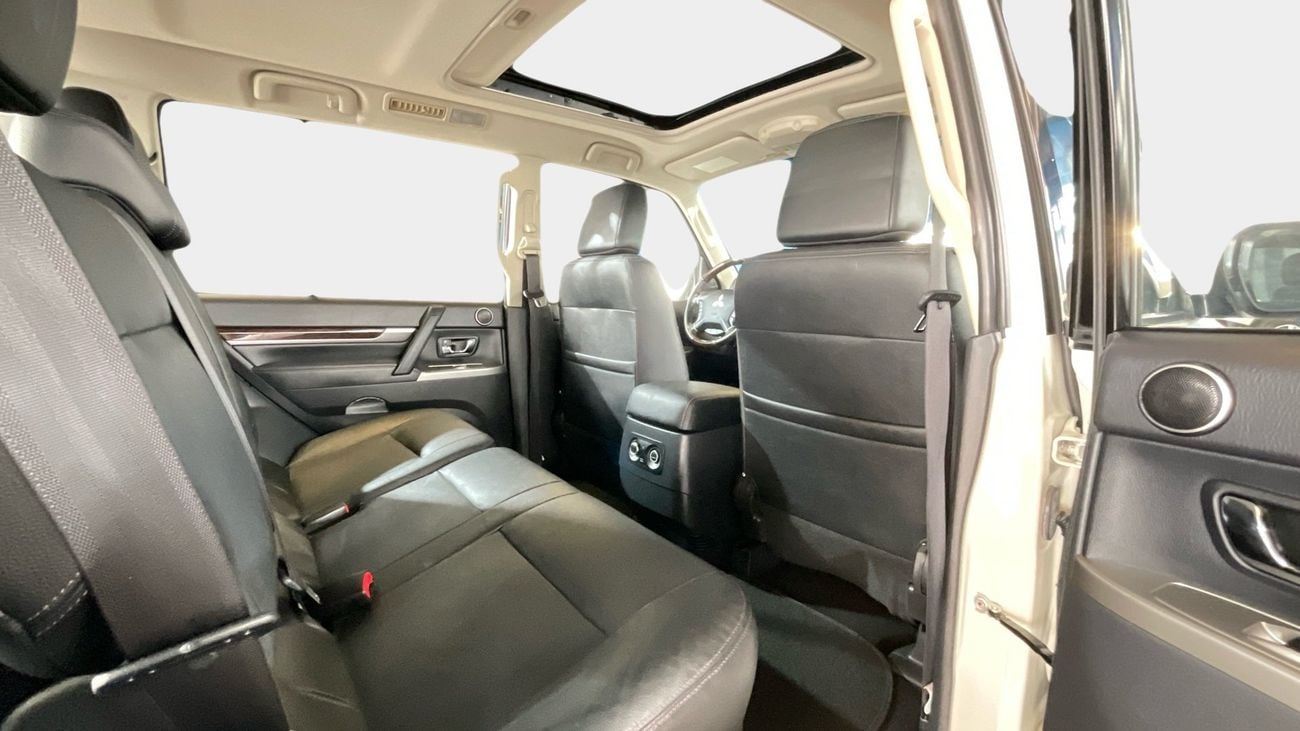 Mitsubishi Pajero GLS Highline 3.8L (274 HP) GLS Highline | Guaranteed Warranty | 0 Down Payment