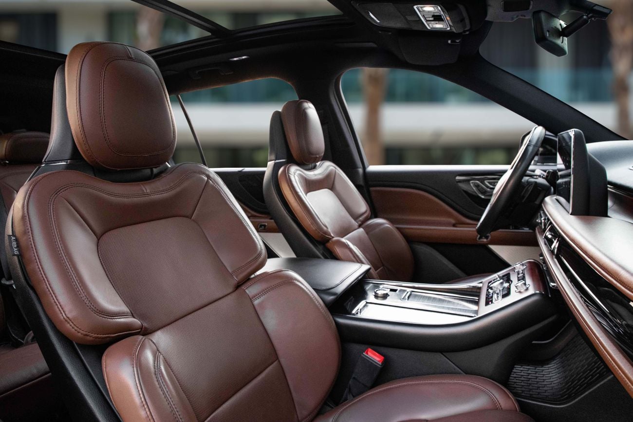 Lincoln Aviator Aviator Reserve 3.0L AWD | 2,253 P.M | 0% Downpayment | Excellent Condition!