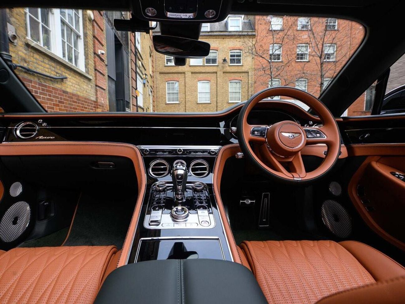 بنتلي كونتيننتال 4.0 V8 High-Performance 25.9kWh GTC Azure Auto 4WD Euro 6 (s/s) 2dr (EXPORT ONLY) Right hand drive