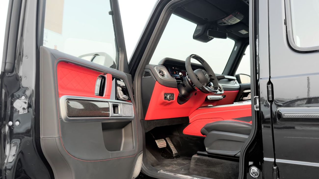 Mercedes Benz G63 AMG STANDARD 2026 Mercedes-Benz AMG G 63 4.0L AT Petrol (Black-Red)