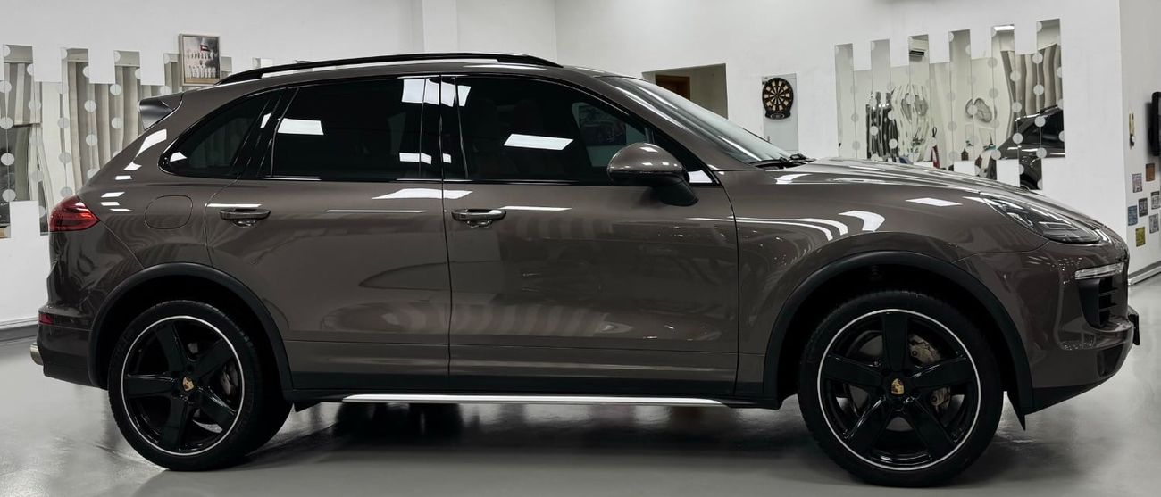 Porsche Cayenne GCC .. FSH .. Original Paint .. S .. Perfect Condition