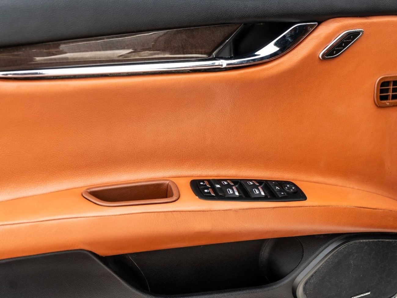 مازيراتي كواتروبورتي Std 3.0L (350 HP)