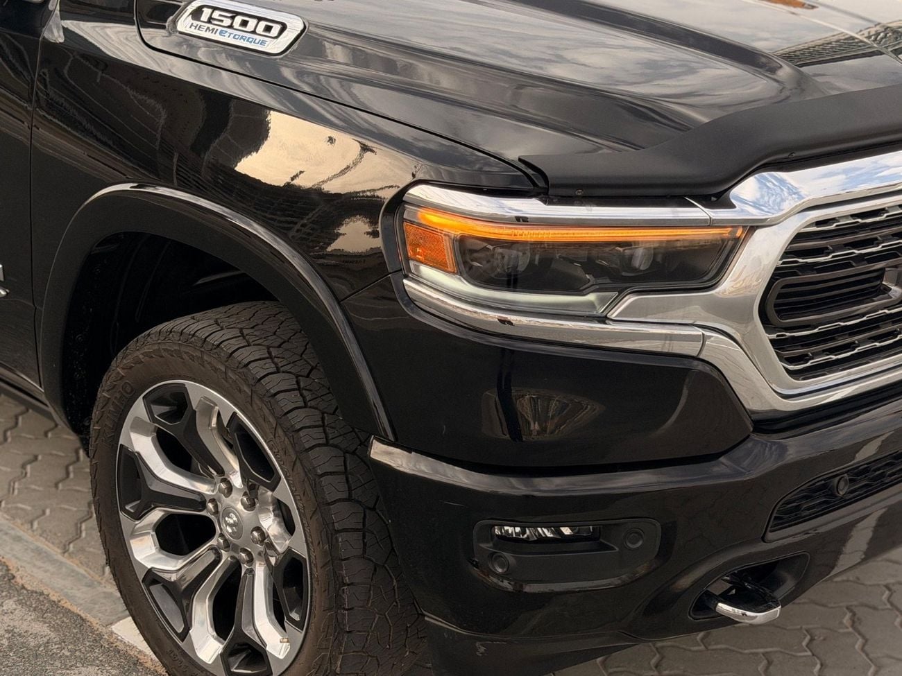 رام 1500 Limited 5.7L (5 Seater)