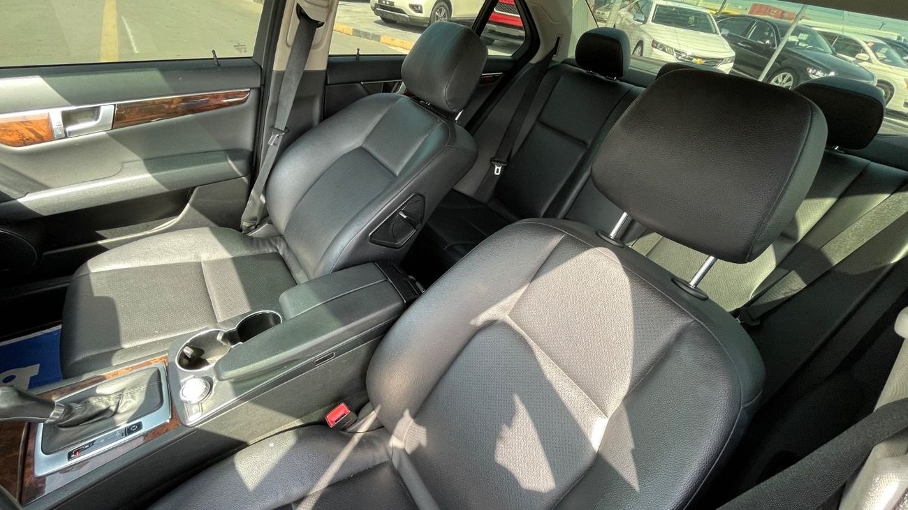 Mercedes-Benz C 300 Avantgarde Sport 3.0L