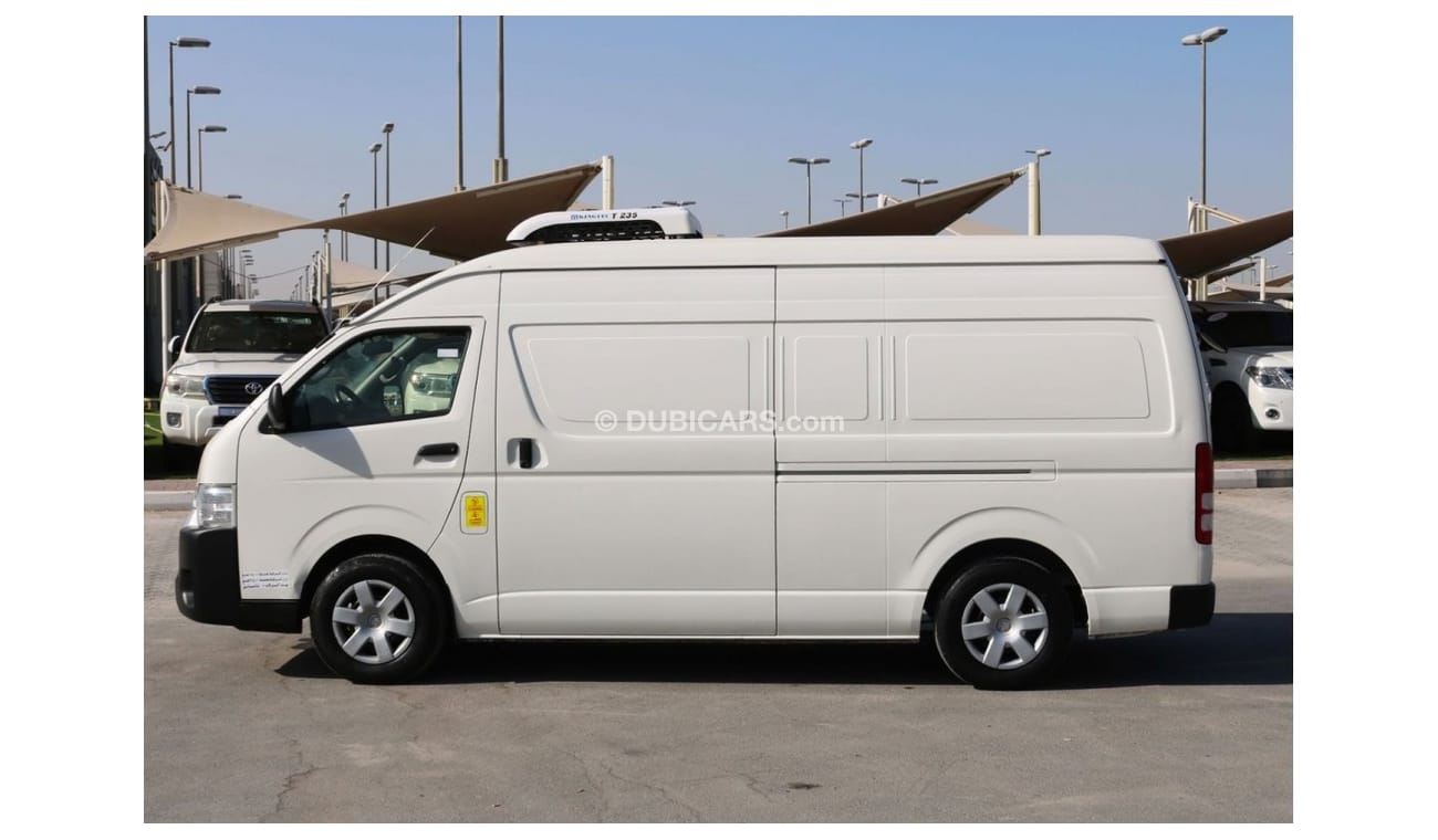 Toyota Hiace 2019 | HIACE HIROOF CHILLER DELIVERY VAN WITH GCC SPECS AND EXCELLENT CONDITION