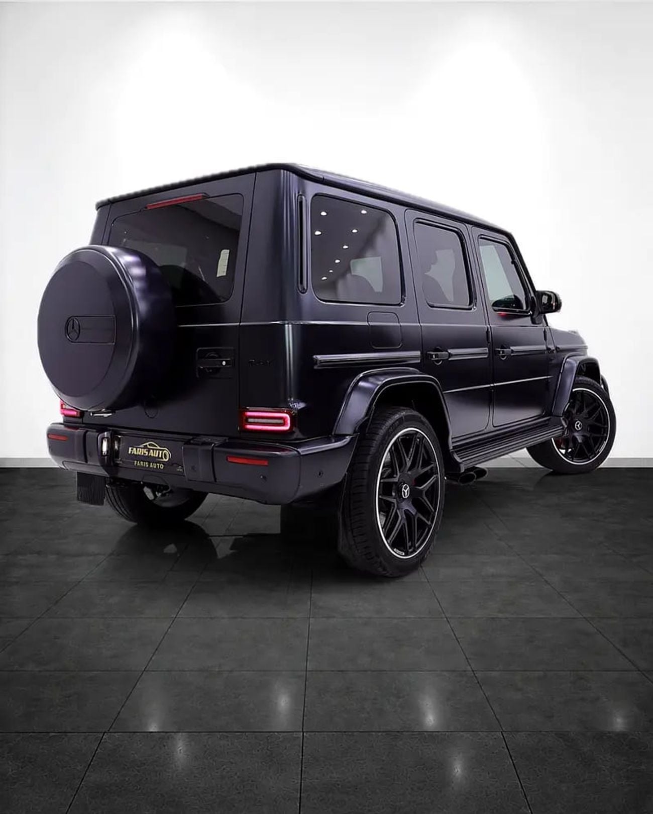 Mercedes Benz G63 AMG G63 DOUBLE NIGHT PACKAGE + CARBON + DIAMOND SEATS + FILE IN GARGASH