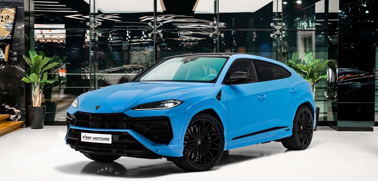 لامبورغيني اوروس 4.0L V-8 Twin-Turbocharged Engine + eMotor