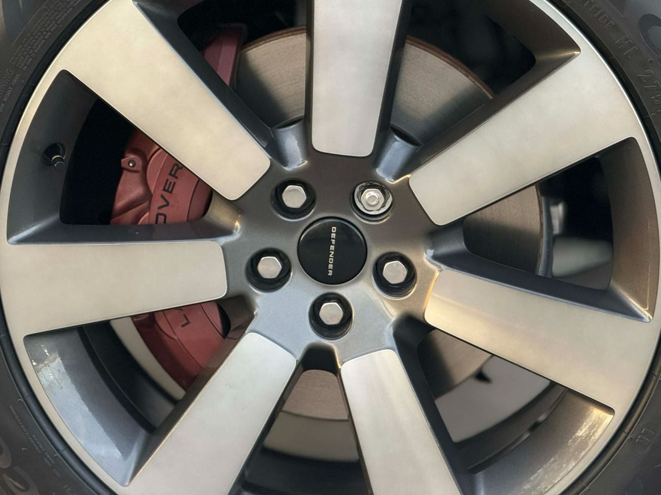 لاند روفر ديفندر **2026**GCC SPEC P525 UNDER WARRANTY AND SERVICE