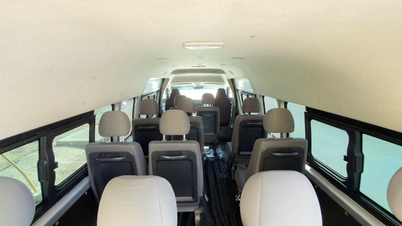 Toyota Hiace 14 SEATER | 2016 | 3.0 DIESEL ENGINE | RHD | 2WD | AUTOMATIC TRANSMISSION