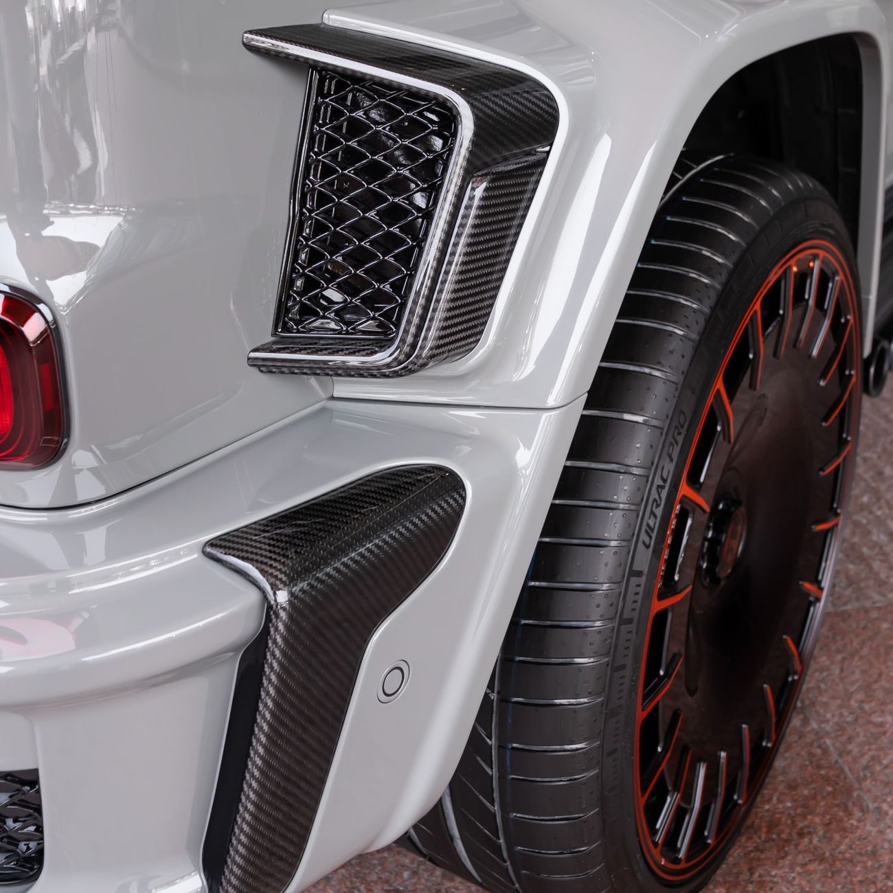 Mercedes Benz G63 AMG BRABUS G800