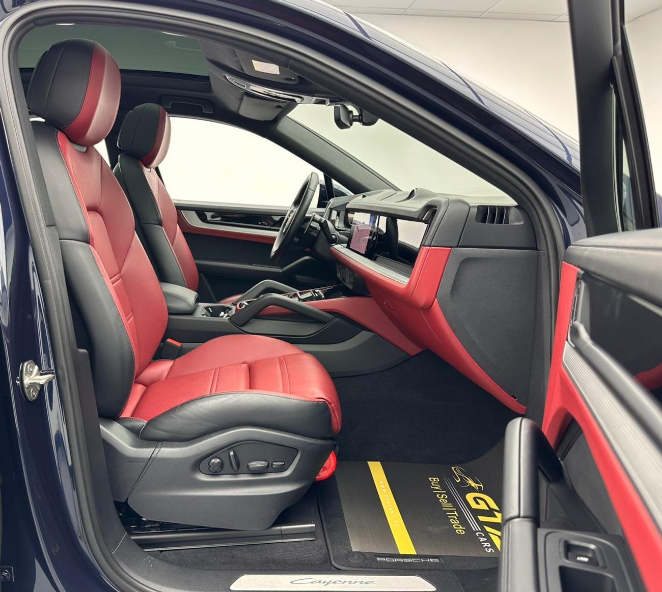 Porsche Cayenne 2024 Porsche Cayenne Coupe, Feb/2027 Porsche Warranty, Porsche Full Service History, GCC