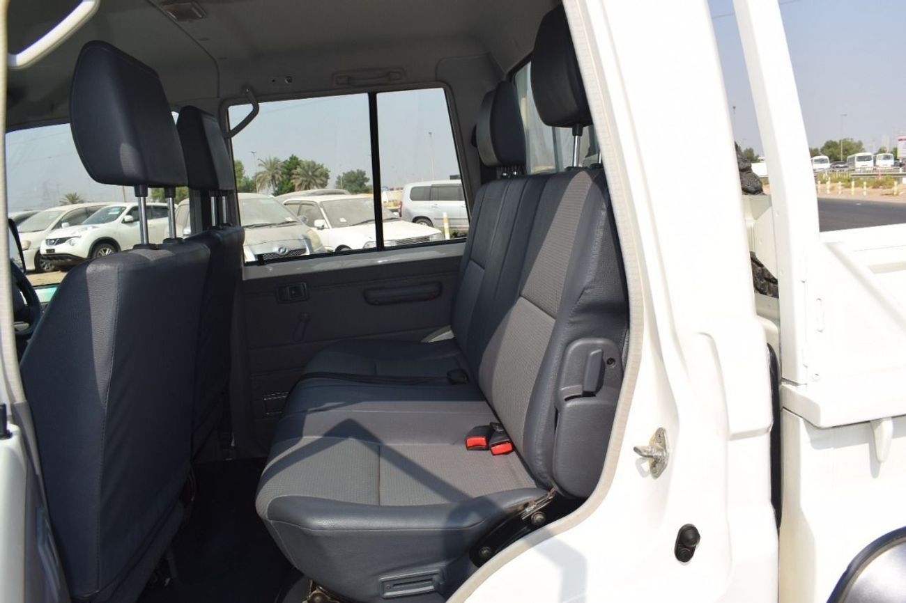 Toyota Land Cruiser Pick Up Toypta Landcruiser Pickup DC 2019 RHD Diesel V8