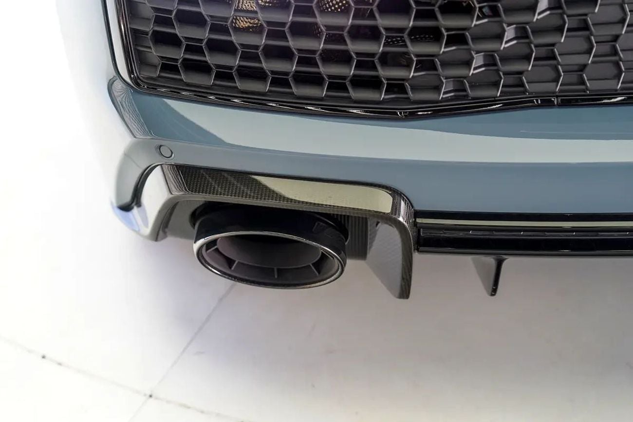 Audi R8 V10 PLUS 5.2L