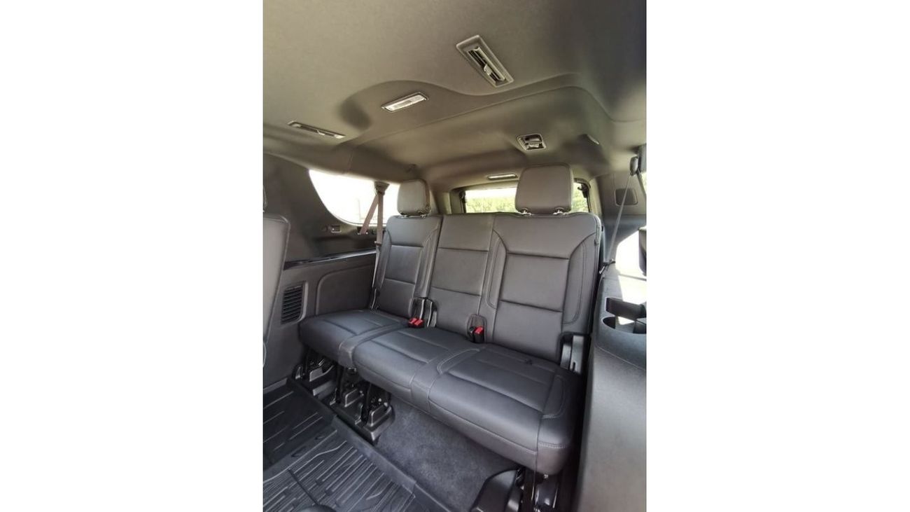 شيفروليه سوبيربان Chevrolet Z71 Suburban - 2021 - Black