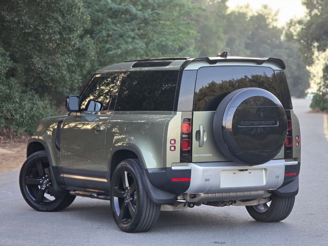 Land Rover Defender P300 90 SE 2.0L (5 Seater) LAND ROVER DEFENDER 2022 // PERFECT CONDITION INSIDE & OUT SIDE