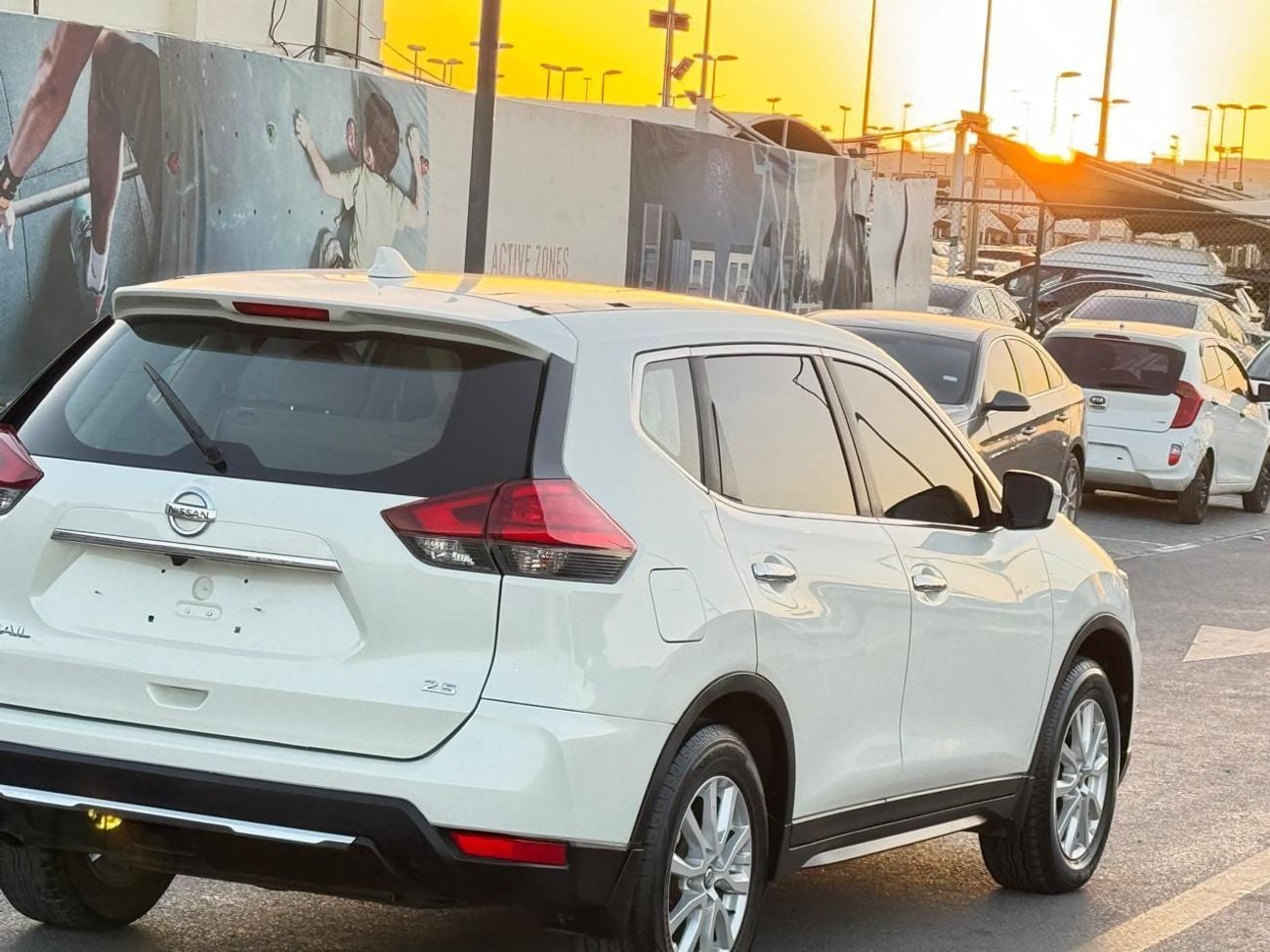 Nissan XTrail first owner, two original keys