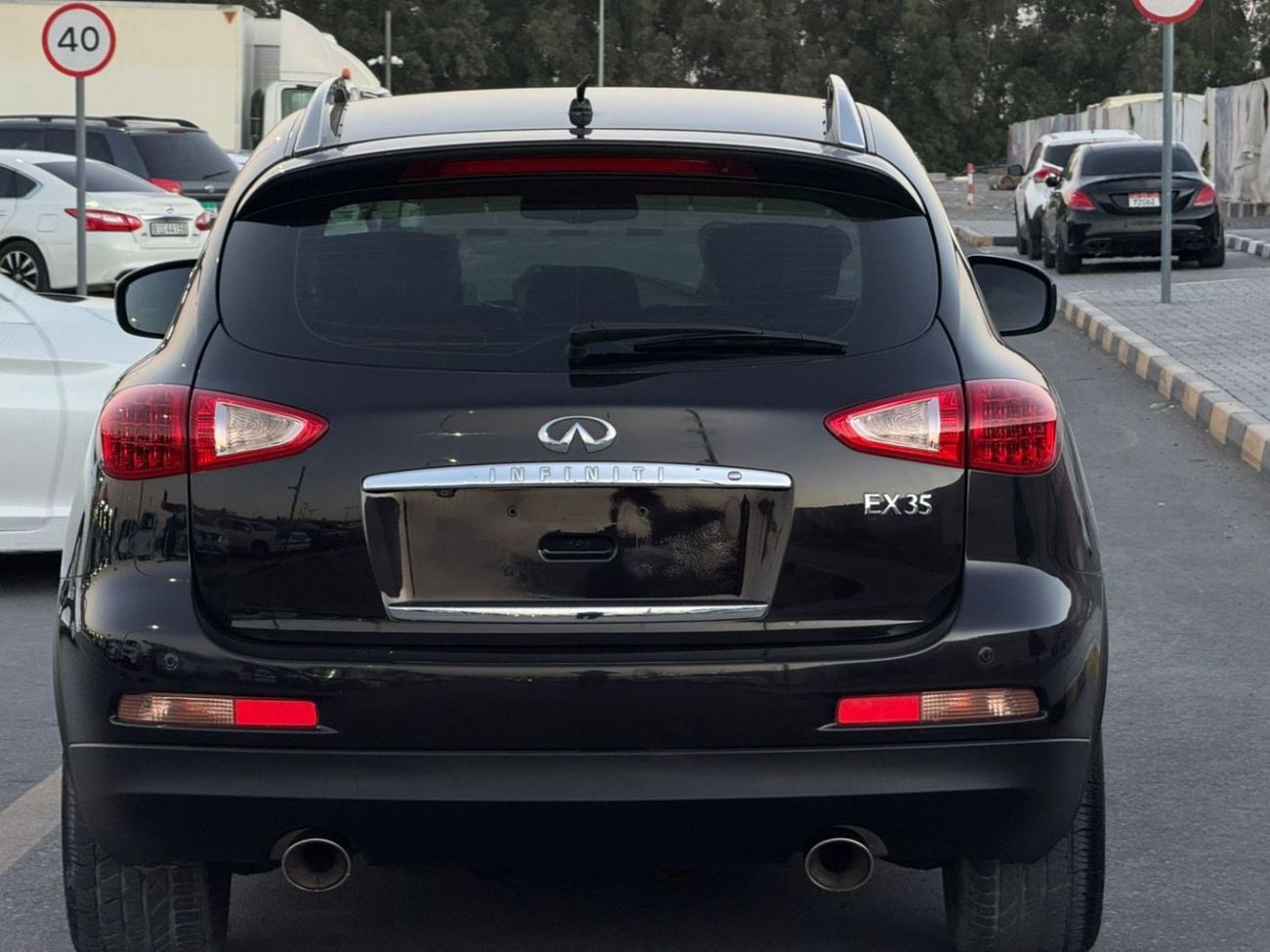 Infiniti EX35 In excellent condition and requires no expense