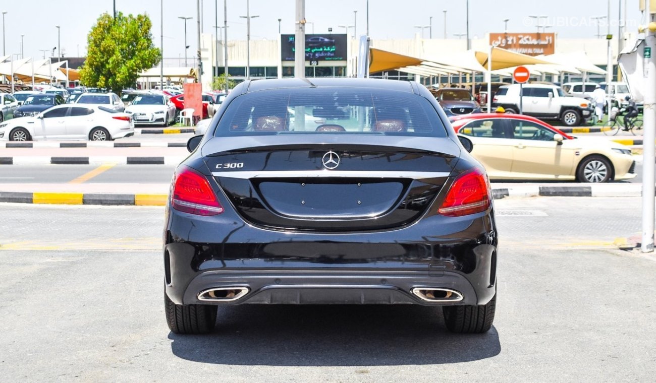 مرسيدس بنز C 300 American specs