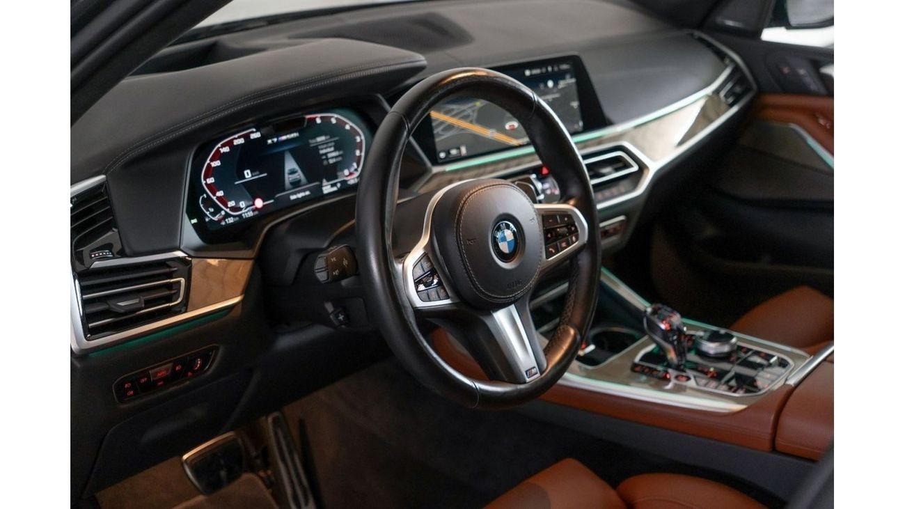 بي أم دبليو X7 M50i