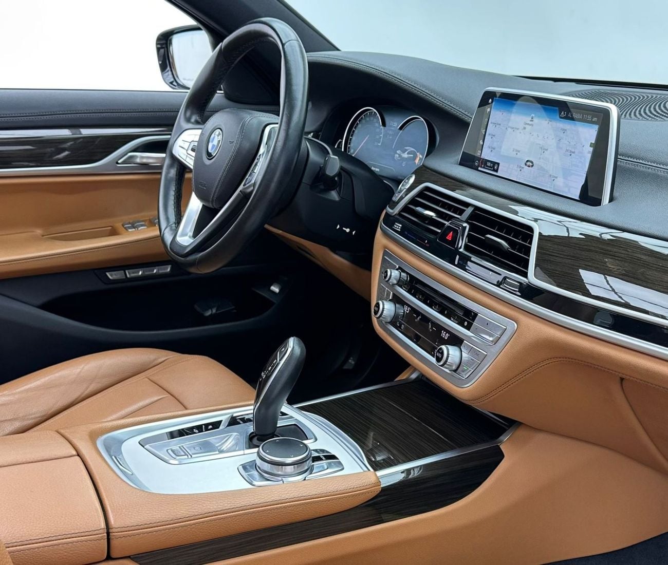 BMW 730Li 2018 BMW 730Li, 2028 BMW Service Contract,  Full BMW Service History, Excellent Condition, GCC