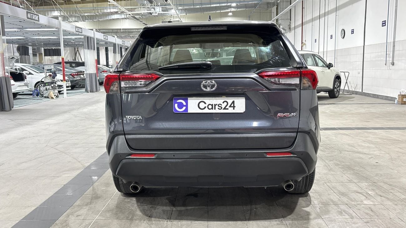 تويوتا راف ٤ 2024 EX | AED 1290/Month | 0 DP | 30 Day Return | Warranty | Service History