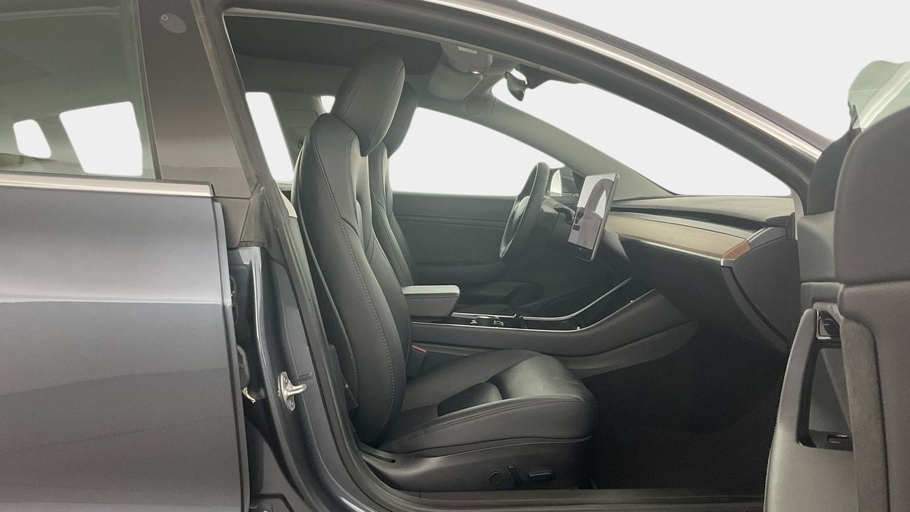 تسلا موديل 3 Performance (Dual Motor) | upto AED 20,000 Ramadan Discount | شامل الضمان | 0 ﺪﻔﻋﺓ ﺃﻮﻟﻯ