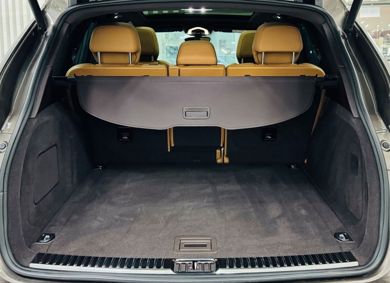 Porsche Cayenne GCC .. FSH .. Original Paint .. S .. Perfect Condition