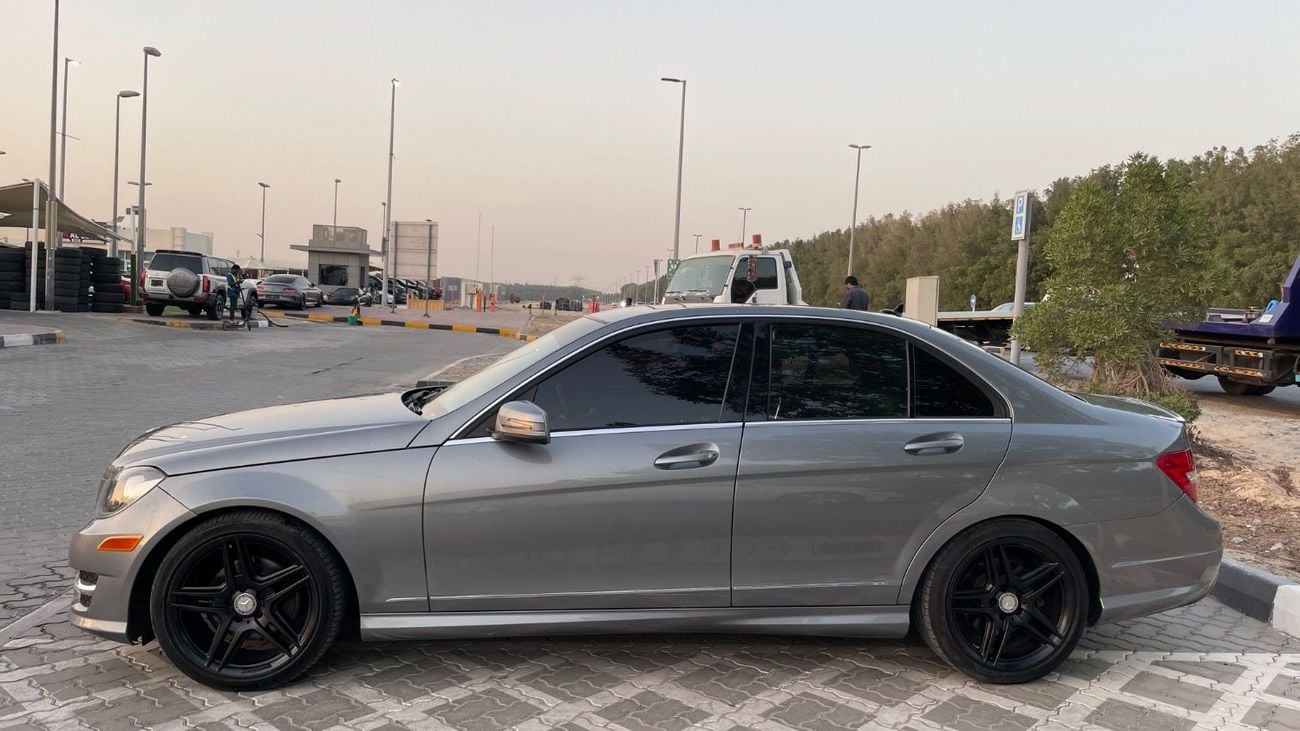 Mercedes-Benz C 250 Std 1.8L Full option