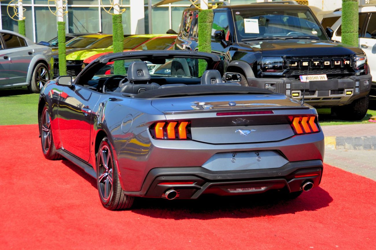 Ford Mustang EcoBoost 2.3L Convertible A/T