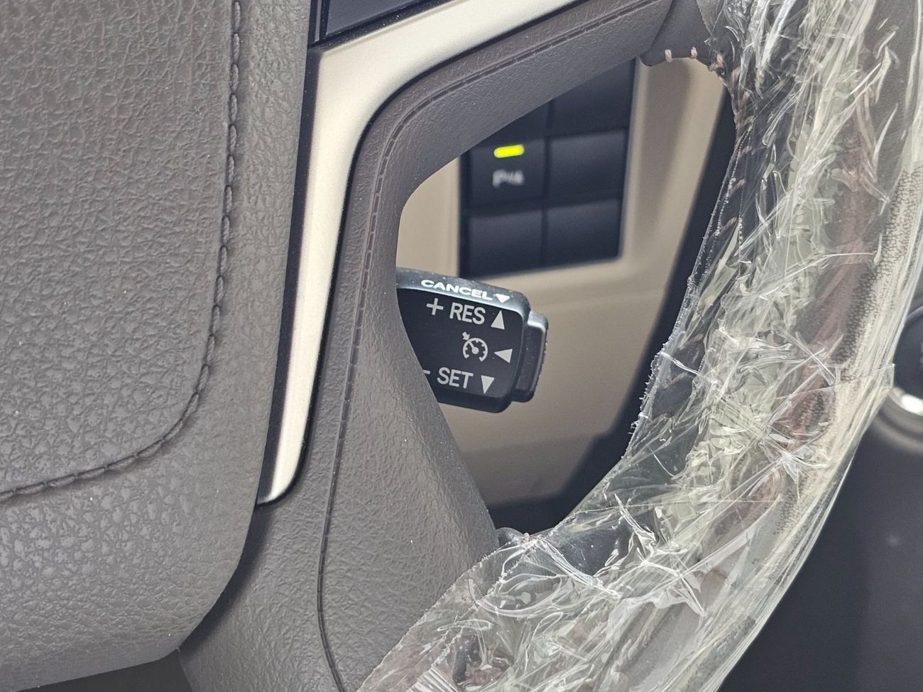 تويوتا برادو TX-L 4.0L V6, Model 2022