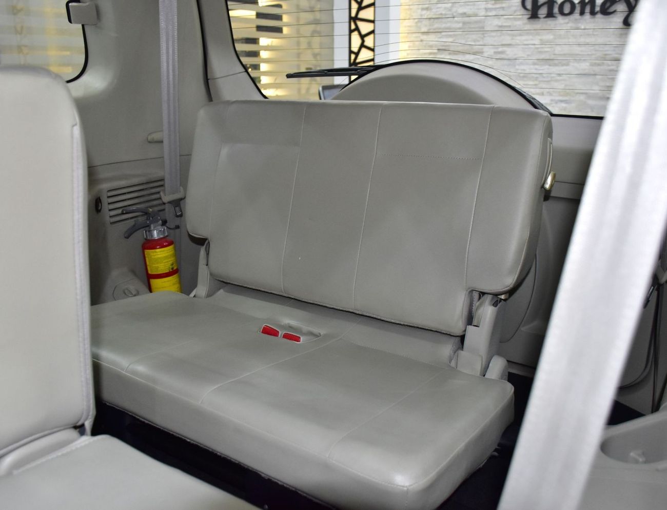 ميتسوبيشي باجيرو EXCELLENT DEAL for our Mitsubishi Pajero GLS ( 2008 Model ) in Golden Color GCC Specs