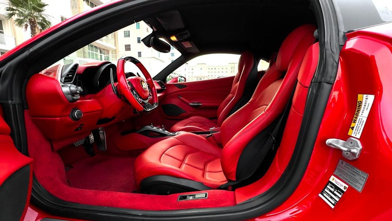 فيراري 488 GTB STD