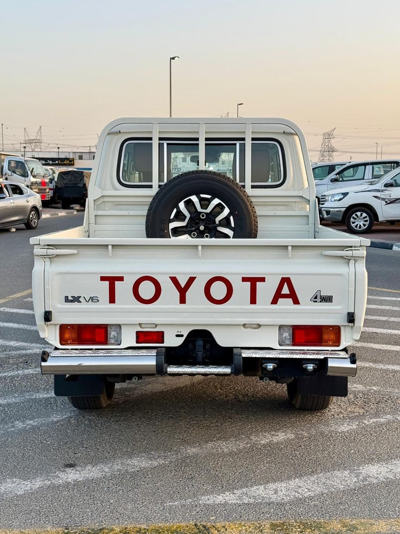 تويوتا لاند كروزر 70 HT VXR Toyota Land Cruiser (70 Series) (GRJ79) 4.0L AWD