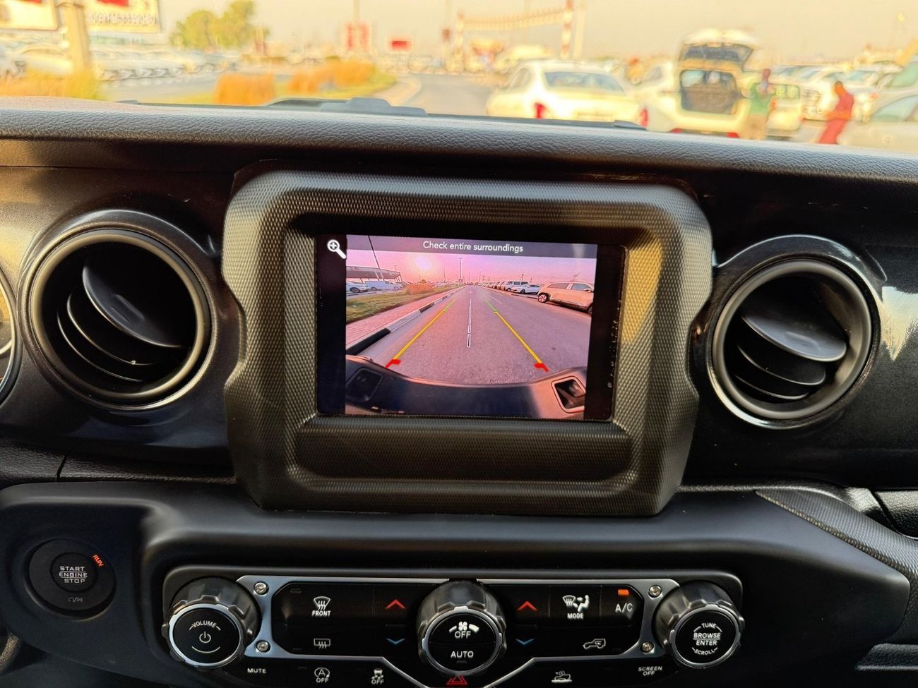 Jeep Gladiator Sport 3.6L 4WD Full Option 2022