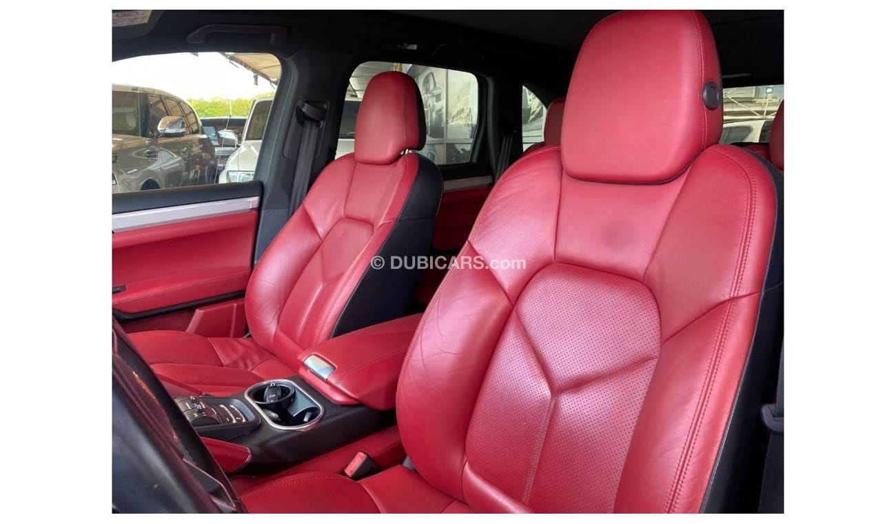 Porsche Cayenne GCC SPEC PORSCHE CAYENNE S