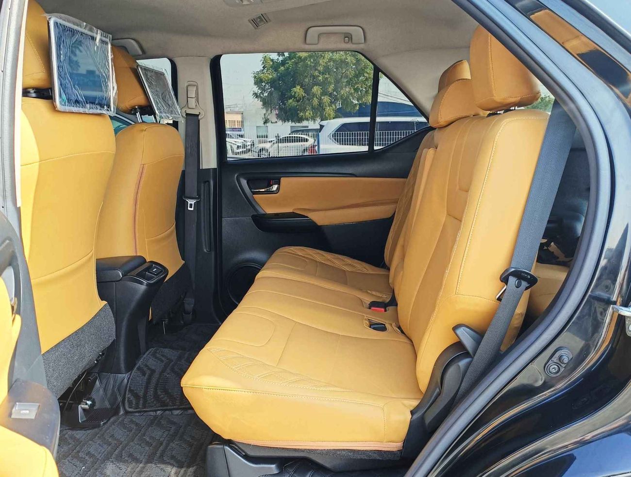 Toyota Fortuner FORTUNER //TRD KIT // BLACK EDITION // V4 (LOT # 84407)