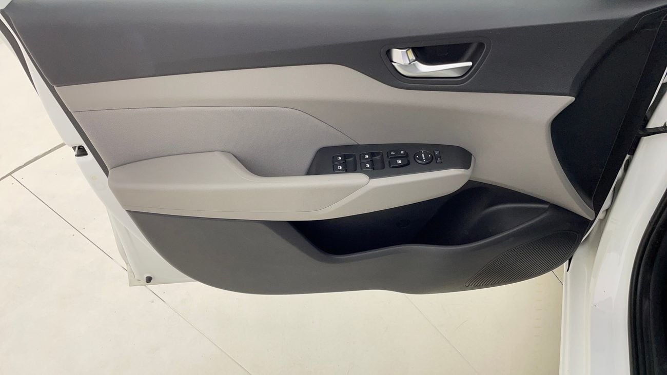 Hyundai Accent SMART 1.6 | Zero Down Payment | Home Test Drive