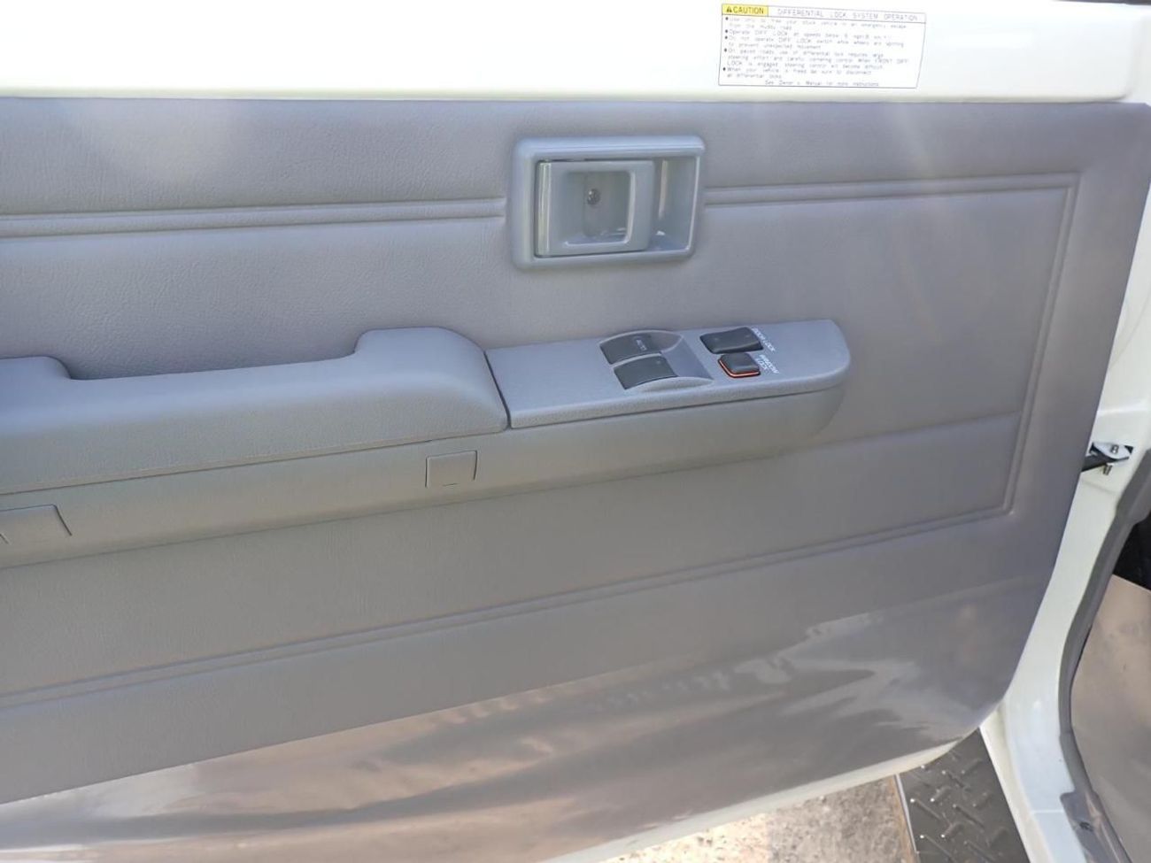 Toyota Land Cruiser Pick Up New Toyota LC 79 SC 4.2L Diesel V6 Model 2025