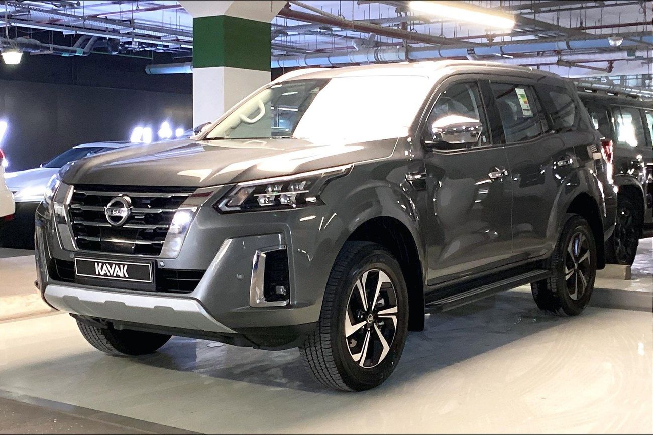 Nissan XTerra Platinum | Guaranteed Warranty | 0 Down Payment