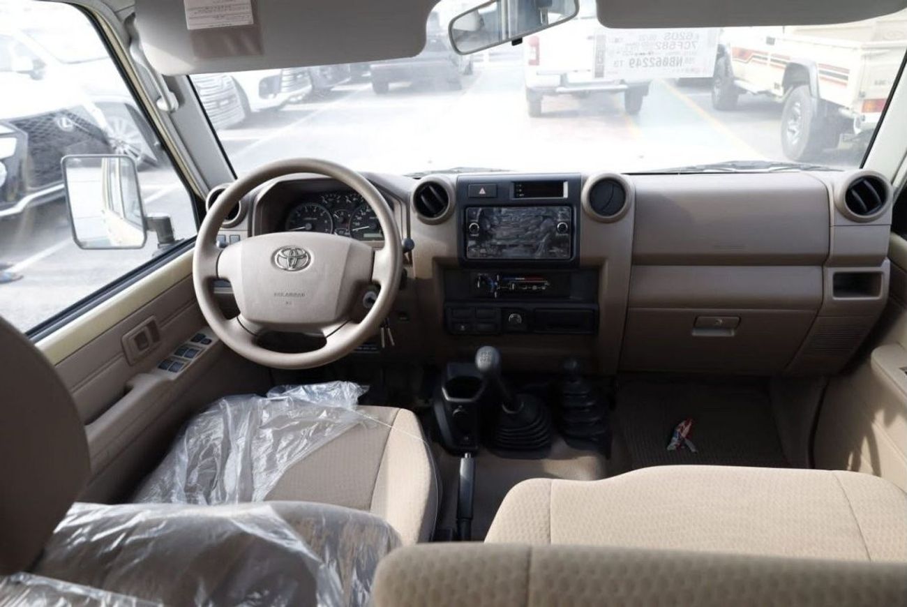 Toyota Land Cruiser Pick Up Toyota Land Cruiser Pickup LC 4.0Ltr. Double Cab Pick Up (V6cylinder - PETROL)Model