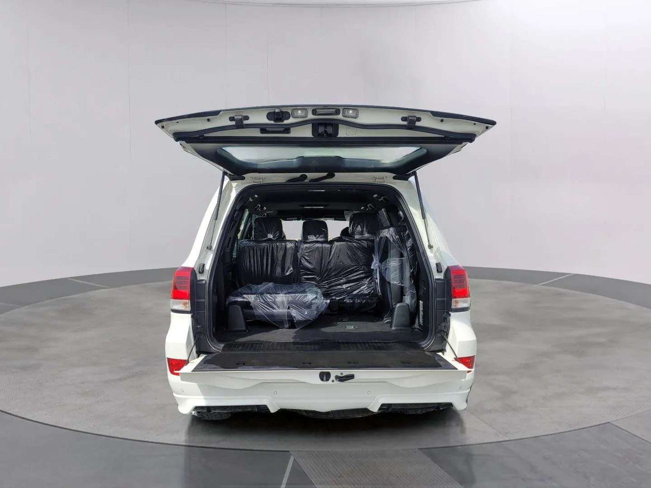 تويوتا لاند كروزر Diesel 4.5L V8 Right Hand Drive (Export Only)