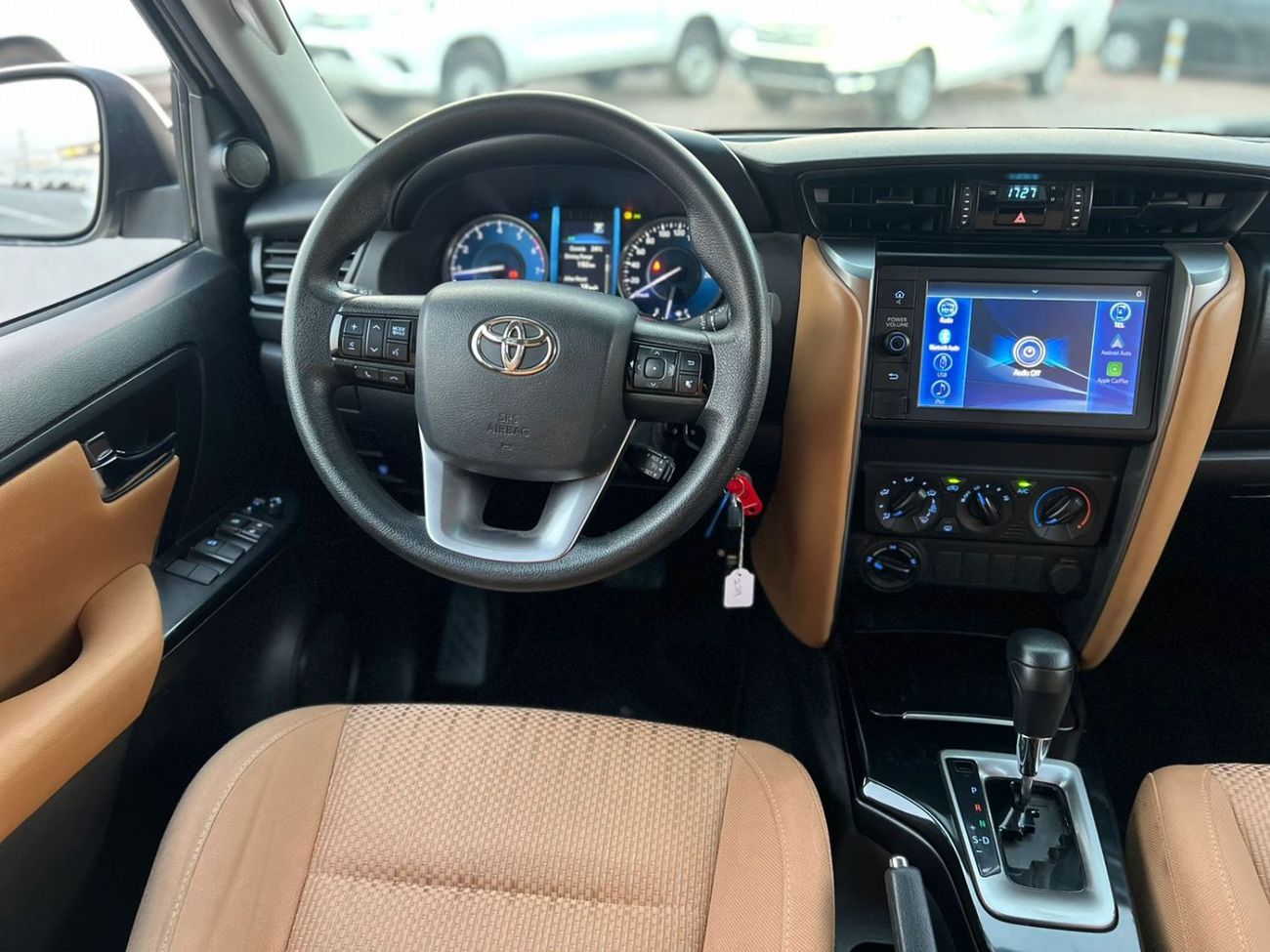 Toyota Fortuner 2020 Toyota Fortuner EXR 2.7L V4 - AWD 4x4 GCC -  Rear Cam - Cruise Control - 2025 Shape Modified